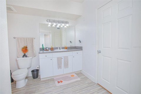 Copropriété à vendre à Orlando, Floride: 2 chambres, 113.62 m2 № 1658216 - photo 18