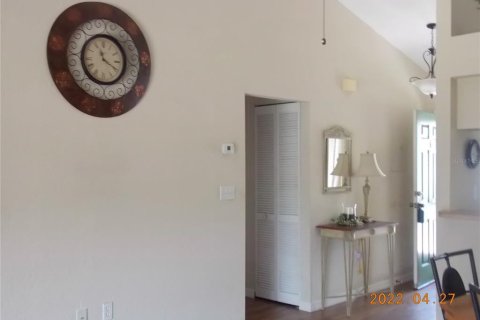 Copropriété à louer à Punta Gorda, Floride: 2 chambres, 68.84 m2 № 2283660 - photo 8