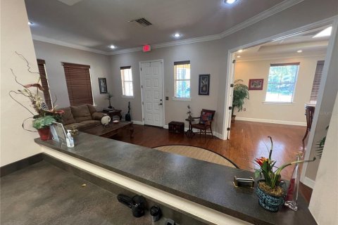 Propiedad comercial en venta en Tampa, Florida, 213.49 m2 № 1851122 - foto 7
