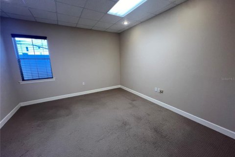 Propiedad comercial en venta en Tampa, Florida, 213.49 m2 № 1851122 - foto 13