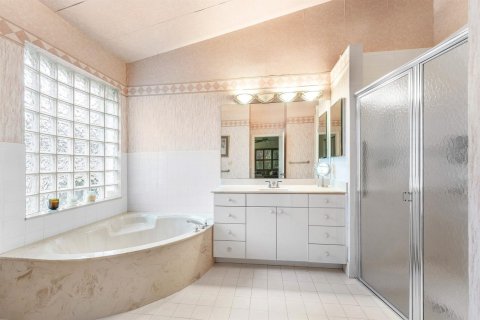 Купить виллу или дом в Тамарак, Флорида 5 комнат, 211.07м2, № 2088196 - фото 30