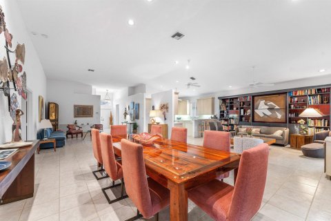 Купить виллу или дом в Тамарак, Флорида 5 комнат, 211.07м2, № 2088196 - фото 14