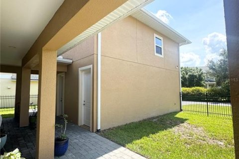 Apartamento en alquiler en Saint Cloud, Florida, 1 dormitorio, 58.62 m2 № 1885279 - foto 4
