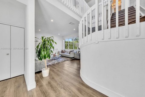 Casa en venta en Weston, Florida, 5 dormitorios, 198.16 m2 № 2073158 - foto 6