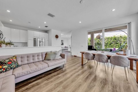 Casa en venta en Weston, Florida, 5 dormitorios, 198.16 m2 № 2073158 - foto 20