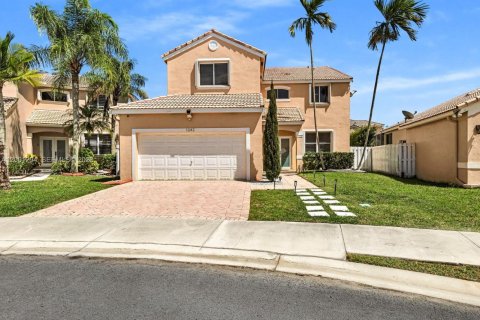 Casa en Weston, Florida 5 dormitorios, 198.16 m2 № 2073158