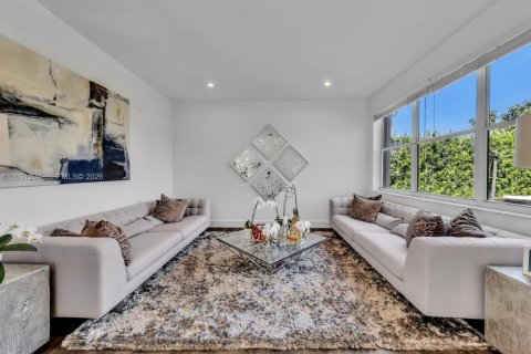 Casa en venta en Weston, Florida, 5 dormitorios, 198.16 m2 № 2073158 - foto 5