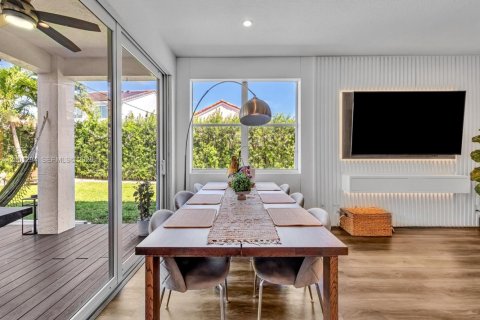 Casa en venta en Weston, Florida, 5 dormitorios, 198.16 m2 № 2073158 - foto 18