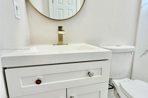 Villa ou maison à vendre à Miami Gardens, Floride: 4 chambres, 111.48 m2 № 1955431 - photo 12