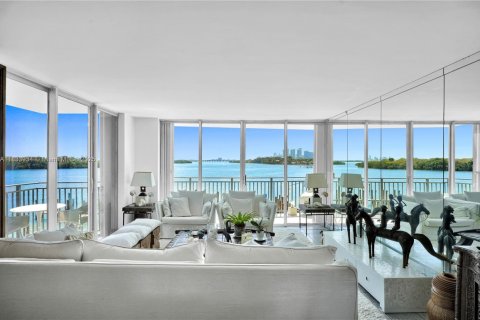Купить кондоминиум в Майами, Флорида 2 комнаты, 139.91м2, № 1935833 - фото 1