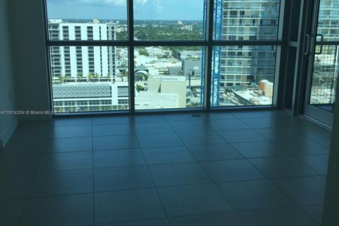 Condo in Miami, Florida, 1 bedroom  № 1889749 - photo 17