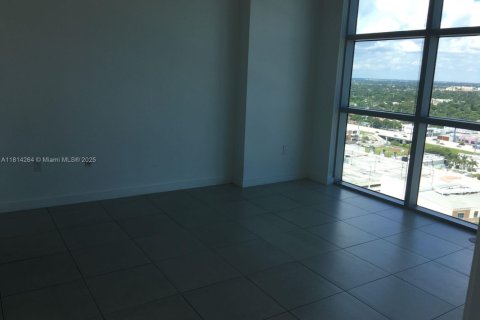 Condo in Miami, Florida, 1 bedroom  № 1889749 - photo 18