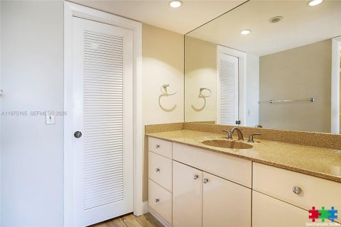 Copropriété à vendre à North Palm Beach, Floride: 2 chambres, 127.65 m2 № 2035905 - photo 6