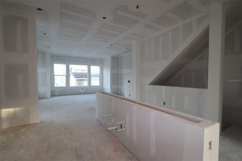 Townhouse in Tampa, Florida 2 bedrooms, 182.27 sq.m. № 1776886 - photo 6