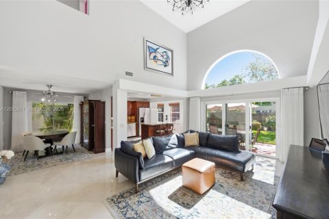 Casa en venta en Coconut Creek, Florida, 3 dormitorios, 198.53 m2 № 2073141 - foto 11