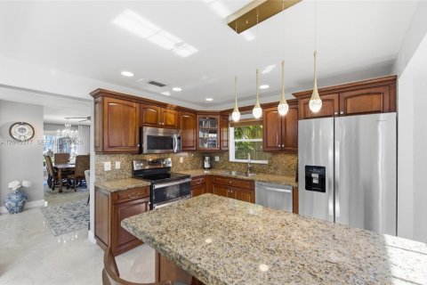Casa en venta en Coconut Creek, Florida, 3 dormitorios, 198.53 m2 № 2073141 - foto 20