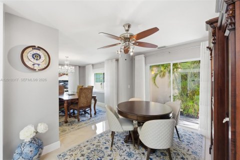 Casa en venta en Coconut Creek, Florida, 3 dormitorios, 198.53 m2 № 2073141 - foto 17