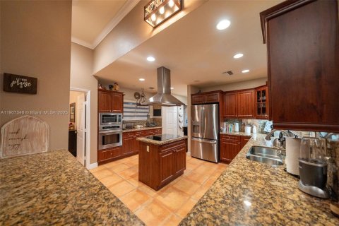 Casa en venta en Homestead, Florida, 4 dormitorios, 304.25 m2 № 1964538 - foto 11