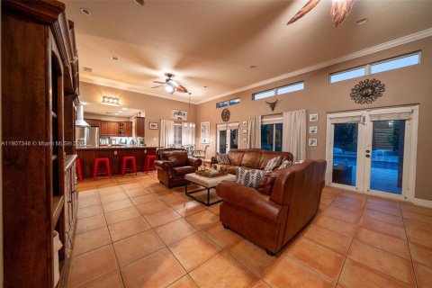 Casa en venta en Homestead, Florida, 4 dormitorios, 304.25 m2 № 1964538 - foto 15