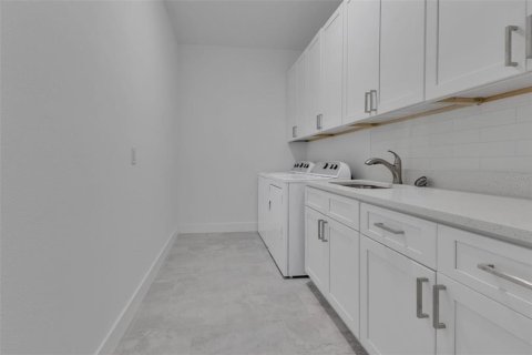 Casa en venta en Rotonda, Florida, 3 dormitorios, 153.85 m2 № 1619252 - foto 2