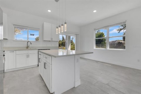 Casa en venta en Rotonda, Florida, 3 dormitorios, 153.85 m2 № 1619252 - foto 21