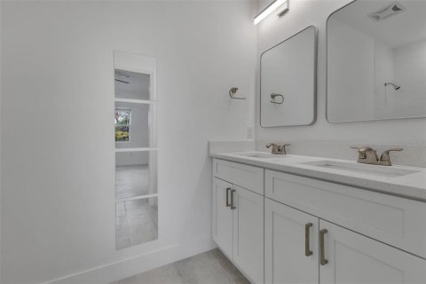 Casa en venta en Rotonda, Florida, 3 dormitorios, 153.85 m2 № 1619252 - foto 8