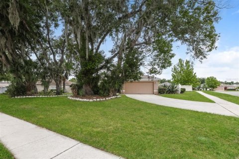 Villa ou maison à vendre à Seffner, Floride: 3 chambres, 144 m2 № 2207726 - photo 2