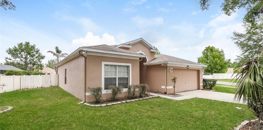 Villa ou maison à Seffner, Floride 3 chambres, 144 m2 № 2207726