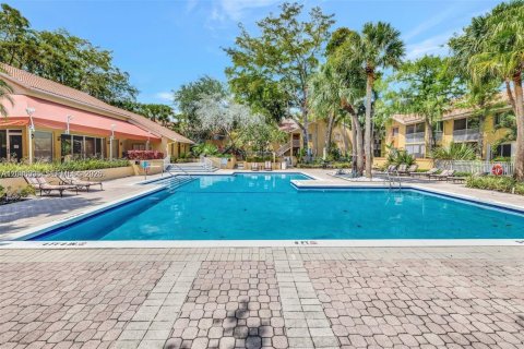 Apartment in Coral Springs, Florida 1 bedroom, 75.81 sq.m. № 2083908