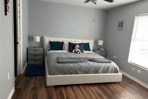 Villa ou maison à vendre à Tampa, Floride: 6 chambres, 215.07 m2 № 2096733 - photo 8