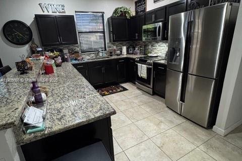 Купить виллу или дом в Хомстед, Флорида 4 спальни, 241.55м2, № 1956097 - фото 15