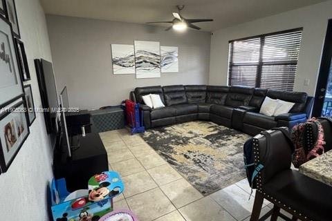 Купить виллу или дом в Хомстед, Флорида 4 спальни, 241.55м2, № 1956097 - фото 13