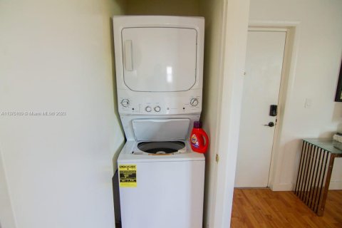 Apartamento en alquiler en Miami Beach, Florida, 1 dormitorio, 51.1 m2 № 1934221 - foto 14