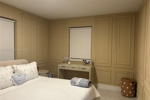 House in Miami, Florida 3 bedrooms, 97.27 sq.m. № 1989405 - photo 8