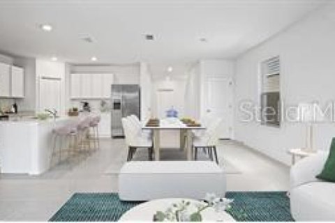 House in Lake Wales, Florida 6 bedrooms, 223.99 sq.m. № 1908577 - photo 4