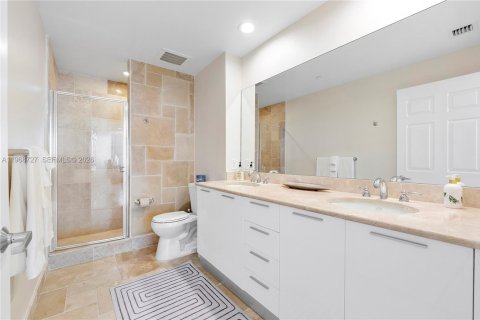 Condo in Fort Lauderdale, Florida, 2 bedrooms  № 2030140 - photo 17