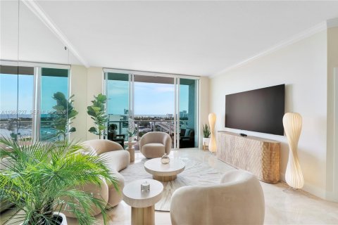 Condo in Fort Lauderdale, Florida, 2 bedrooms  № 2030140 - photo 6