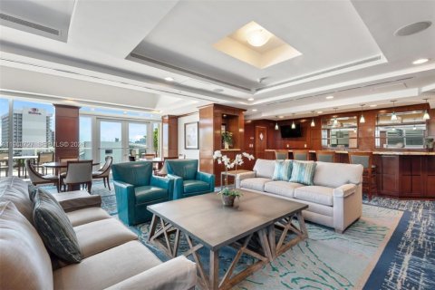 Condo in Fort Lauderdale, Florida, 2 bedrooms  № 2030140 - photo 30