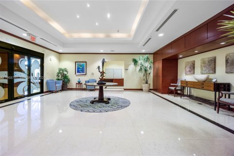 Condo in Fort Lauderdale, Florida, 2 bedrooms  № 2030140 - photo 21