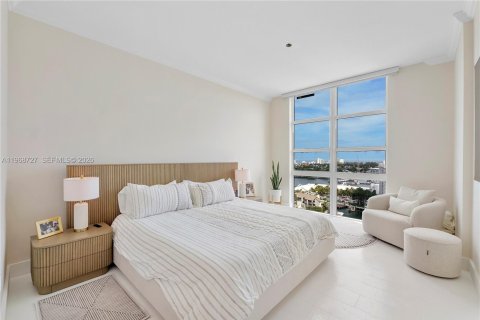 Condo in Fort Lauderdale, Florida, 2 bedrooms  № 2030140 - photo 12