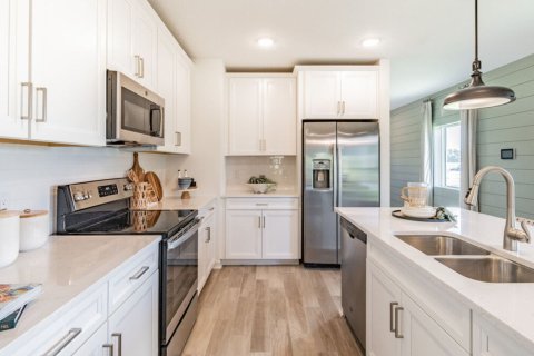 Touwnhouse à vendre à Port Charlotte, Floride: 3 chambres, 161 m2 № 141378 - photo 1