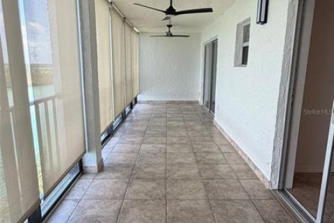 Condo in Sarasota, Florida, 2 bedrooms  № 2238778 - photo 29