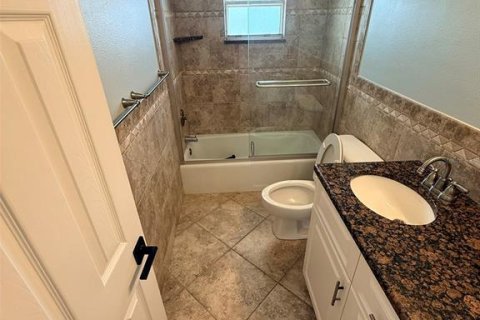 Condo in Sarasota, Florida, 2 bedrooms  № 2238778 - photo 26