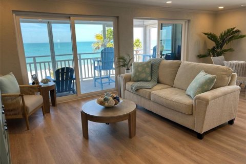 Condominio en alquiler en Saint Pete Beach, Florida, 2 dormitorios, 124.49 m2 № 1615344 - foto 11