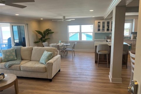 Condominio en alquiler en Saint Pete Beach, Florida, 2 dormitorios, 124.49 m2 № 1615344 - foto 12