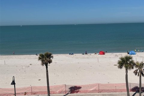 Condominio en alquiler en Saint Pete Beach, Florida, 2 dormitorios, 124.49 m2 № 1615344 - foto 27