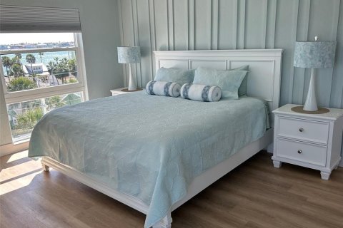 Condominio en alquiler en Saint Pete Beach, Florida, 2 dormitorios, 124.49 m2 № 1615344 - foto 22