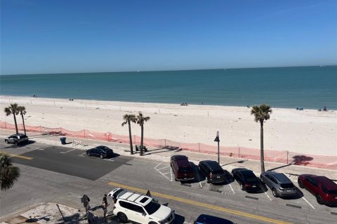 Condominio en alquiler en Saint Pete Beach, Florida, 2 dormitorios, 124.49 m2 № 1615344 - foto 26