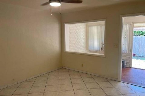 Appartement à louer à Hollywood, Floride: 1 chambre, 65.03 m2 № 2286033 - photo 12