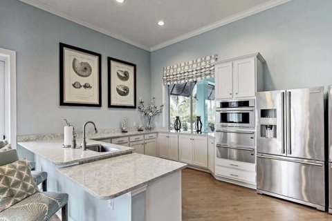 House in Cape Coral, Florida 3 bedrooms, 162.3 sq.m. № 1919157 - photo 29
